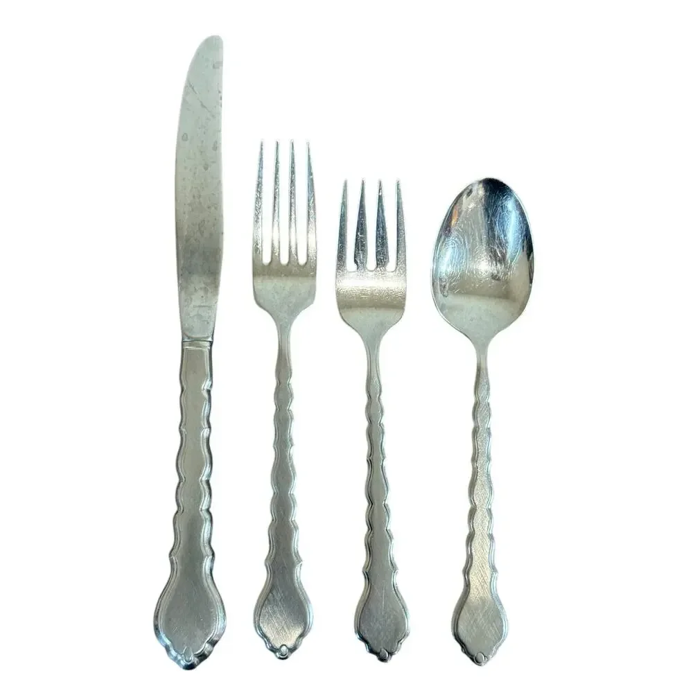 Oneida Community Stainless CELLO Flatware 4 Piece Place Setting Fork Knife Spoon